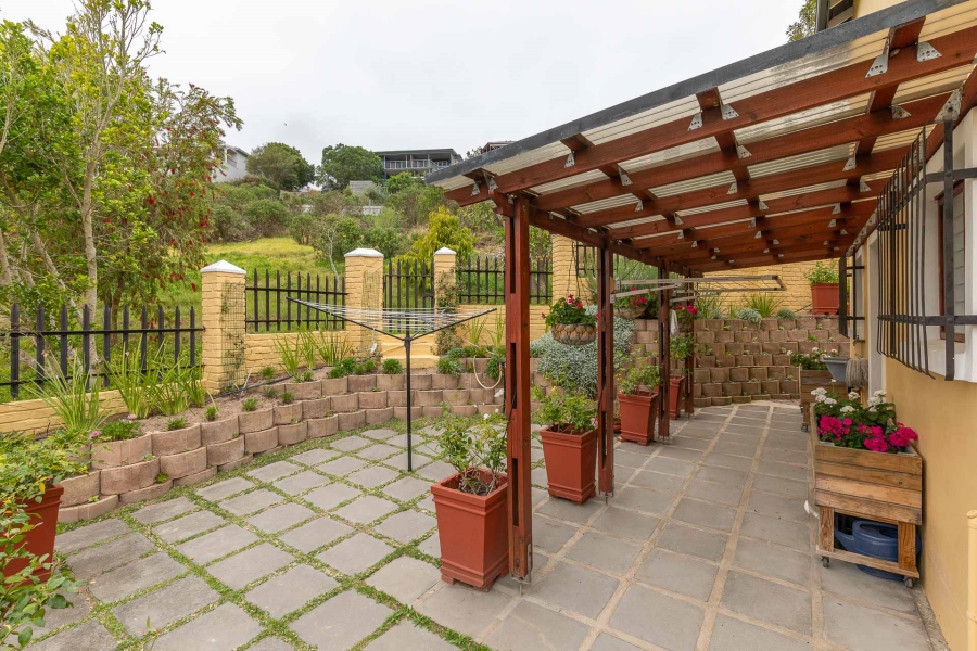 3 Bedroom Property for Sale in Knysna Heights Western Cape